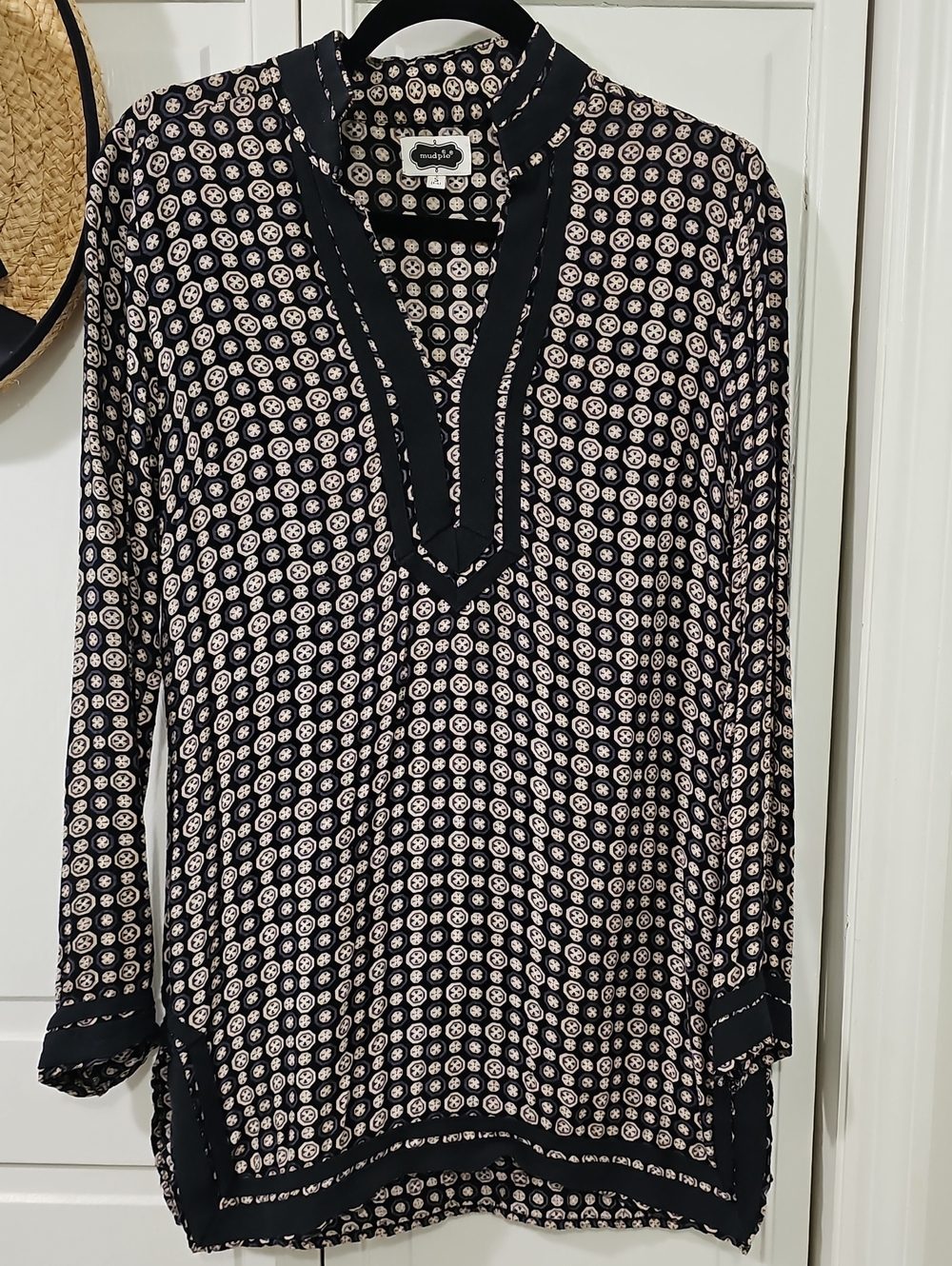 Mud Pie Black and Cream Geo-Print V-Neck Tunic